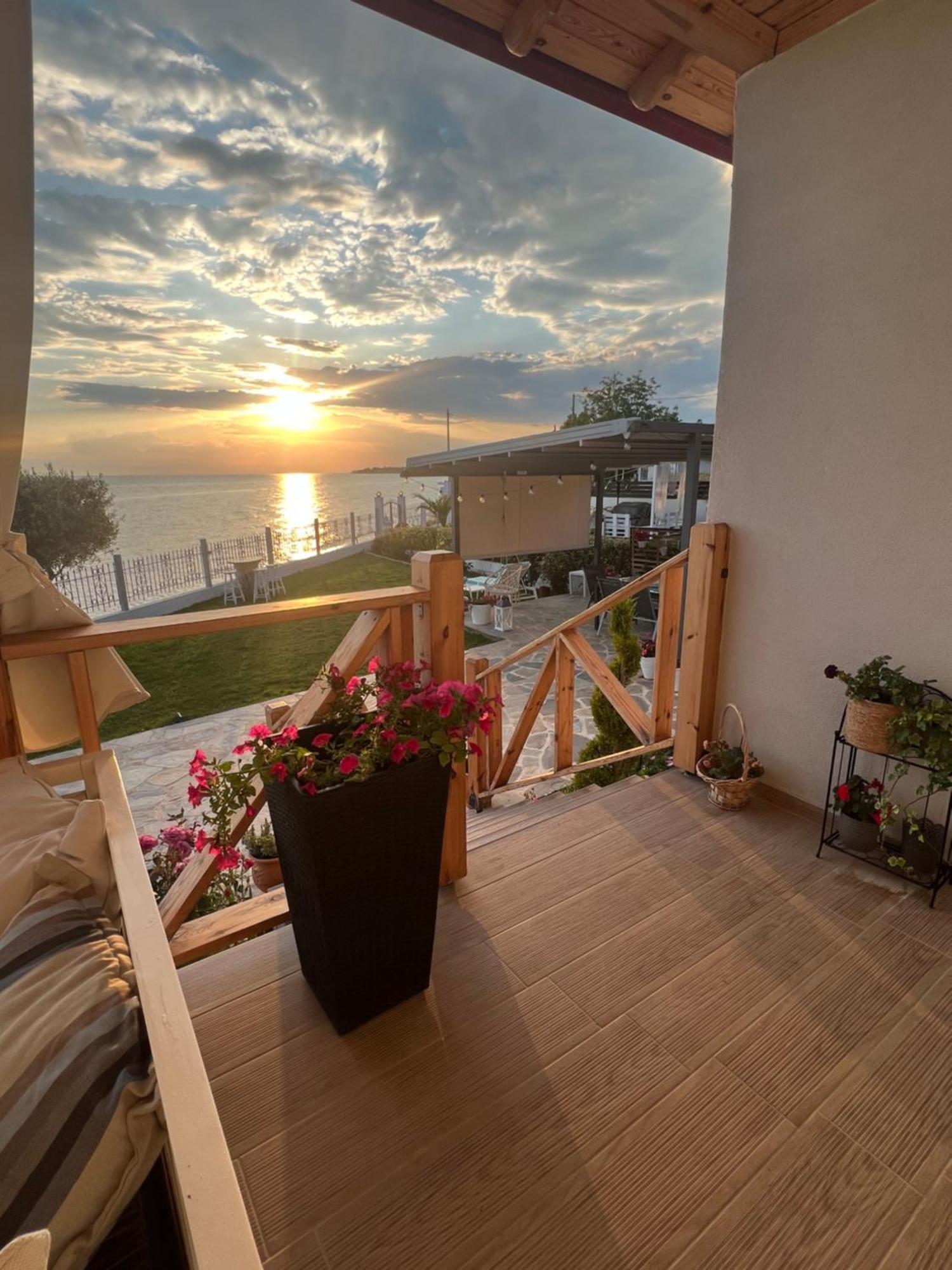 Beachfront Villa Athina Vergia Dış mekan fotoğraf