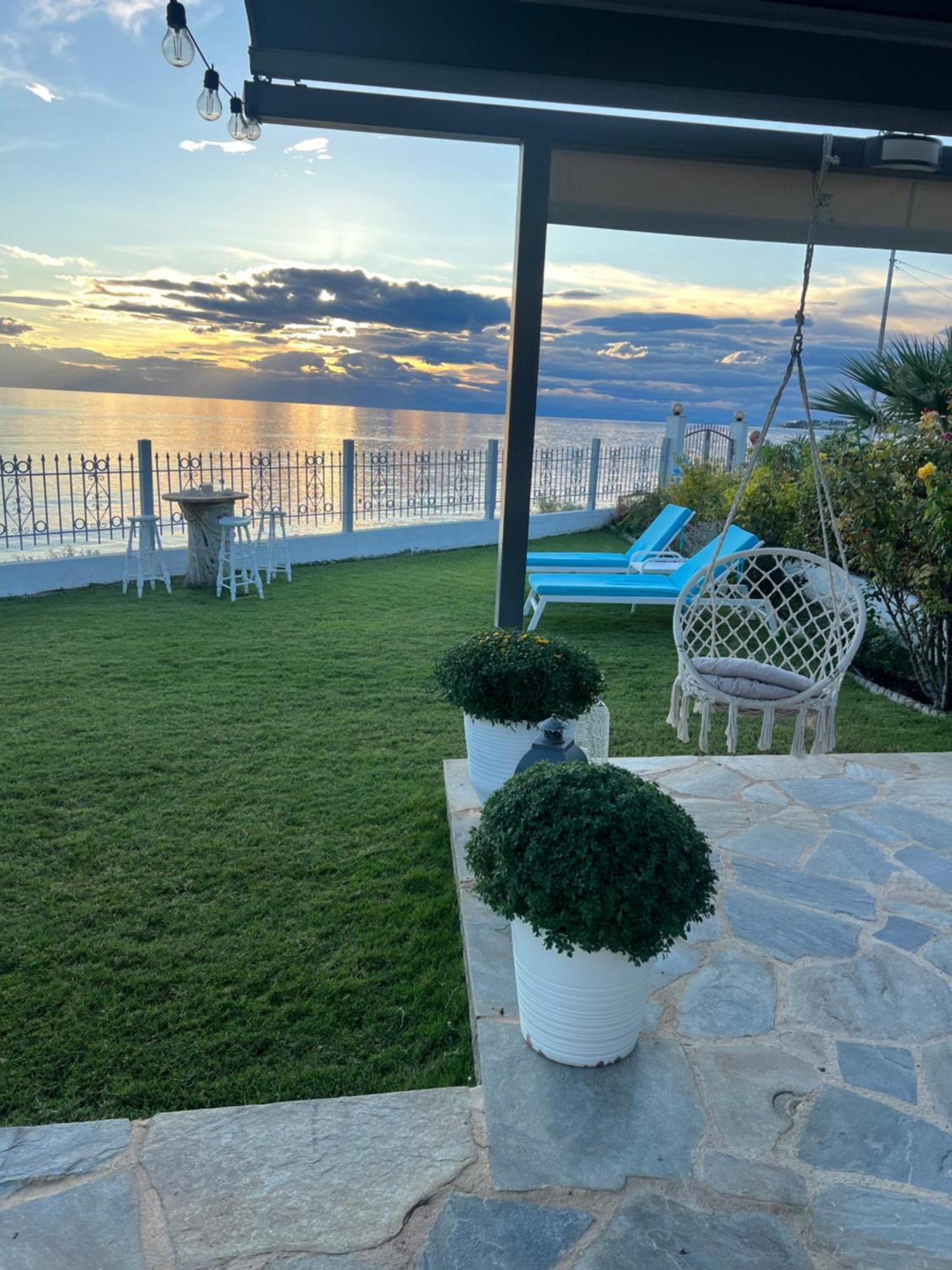 Beachfront Villa Athina Vergia Dış mekan fotoğraf